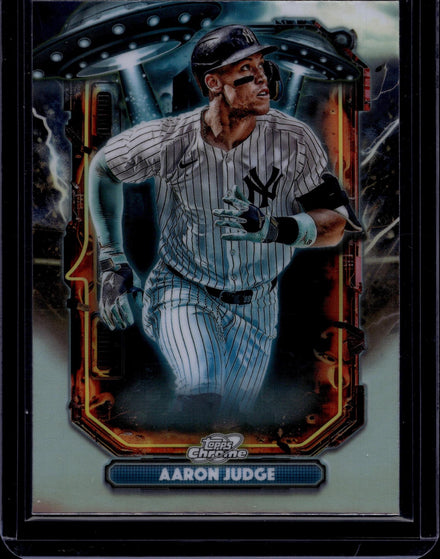 2025 Topps Chrome Cosmic #ET-1 Aaron Judge Extraterrestrial Talent